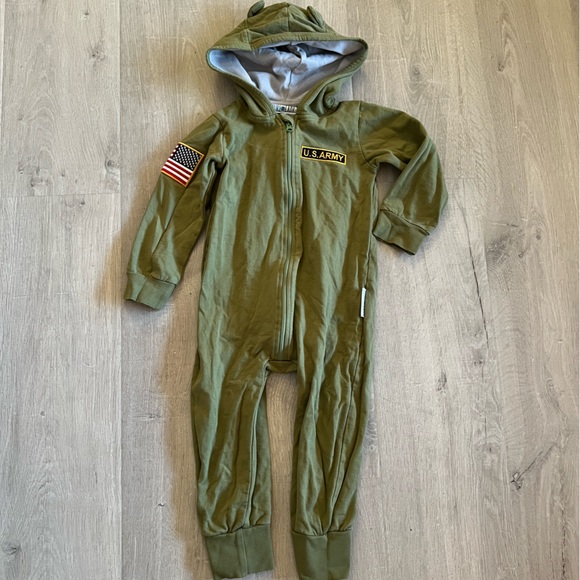 Purl Lamb Army Themed One Piece Hooded Pajamas with Patches - Picture 2 of 4